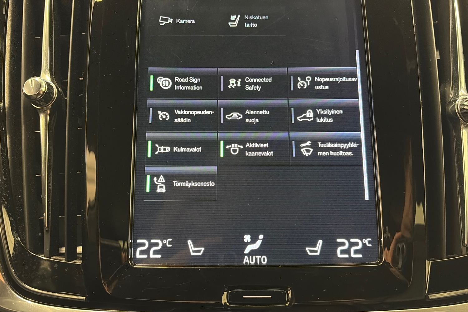 Volvo V90 Cross Country vaihtoauto