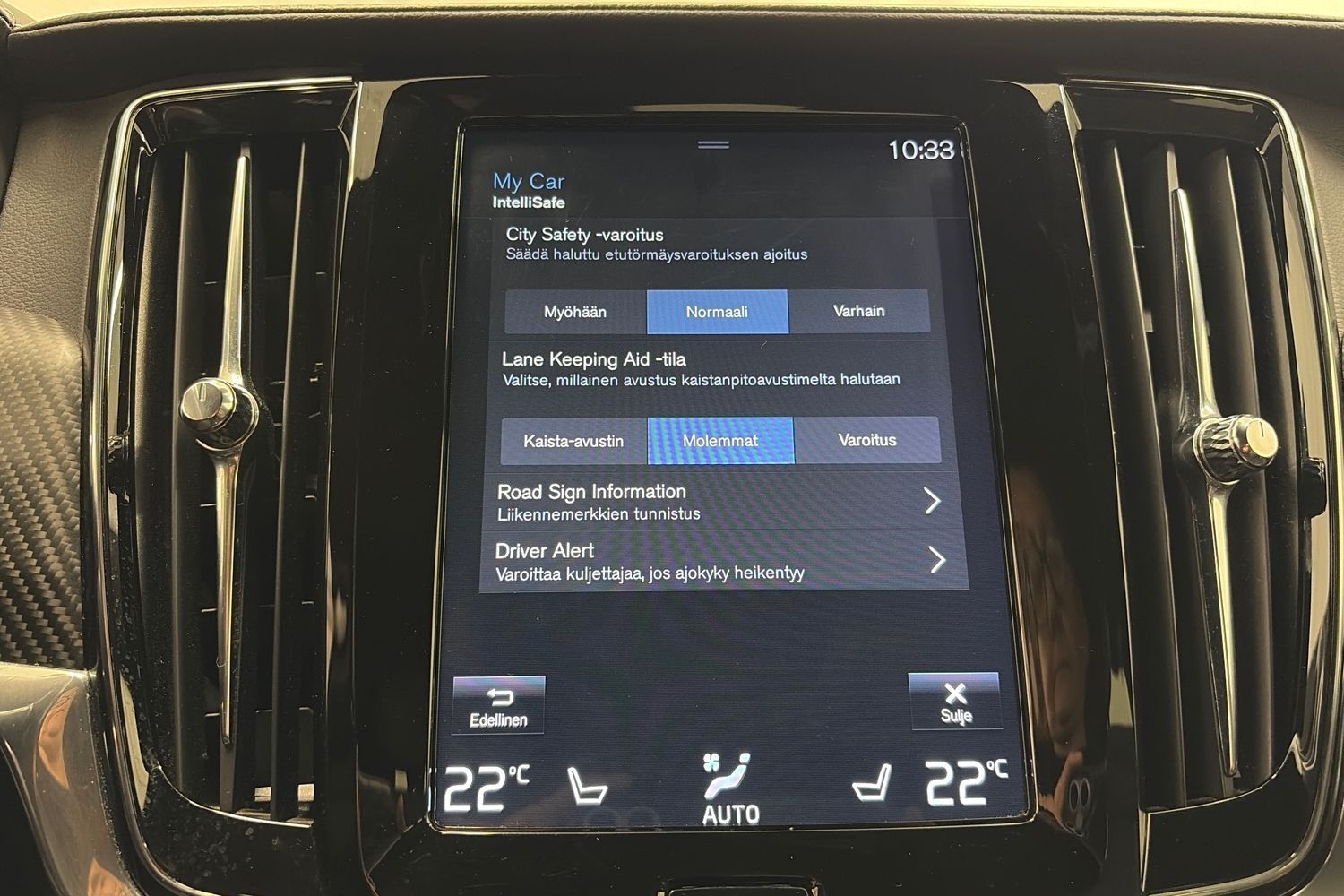 Volvo V90 Cross Country vaihtoauto
