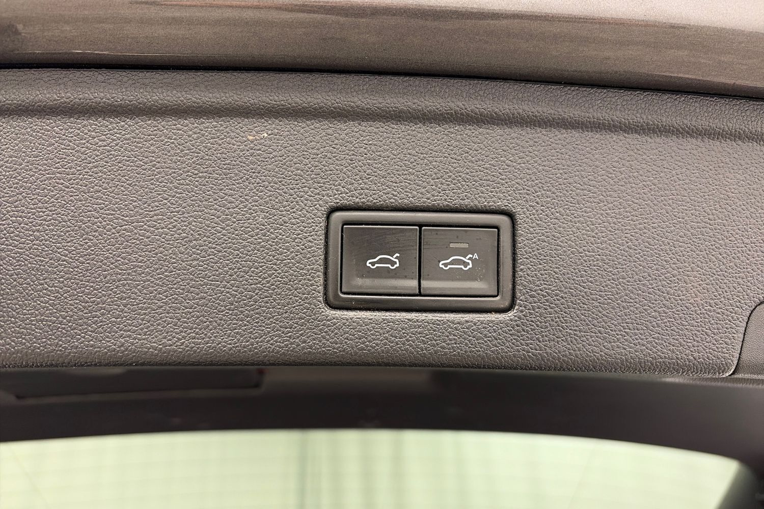Volkswagen Touareg vaihtoauto