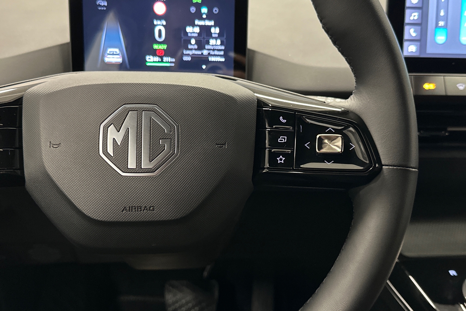 MG MG4 vaihtoauto