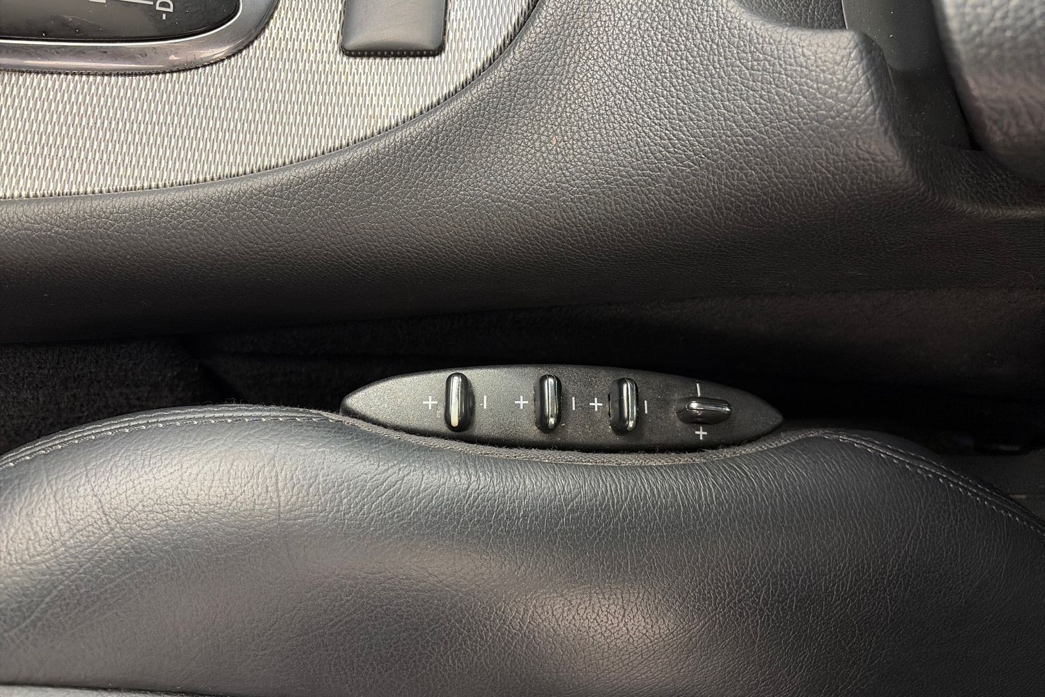 Mercedes-Benz CLK vaihtoauto