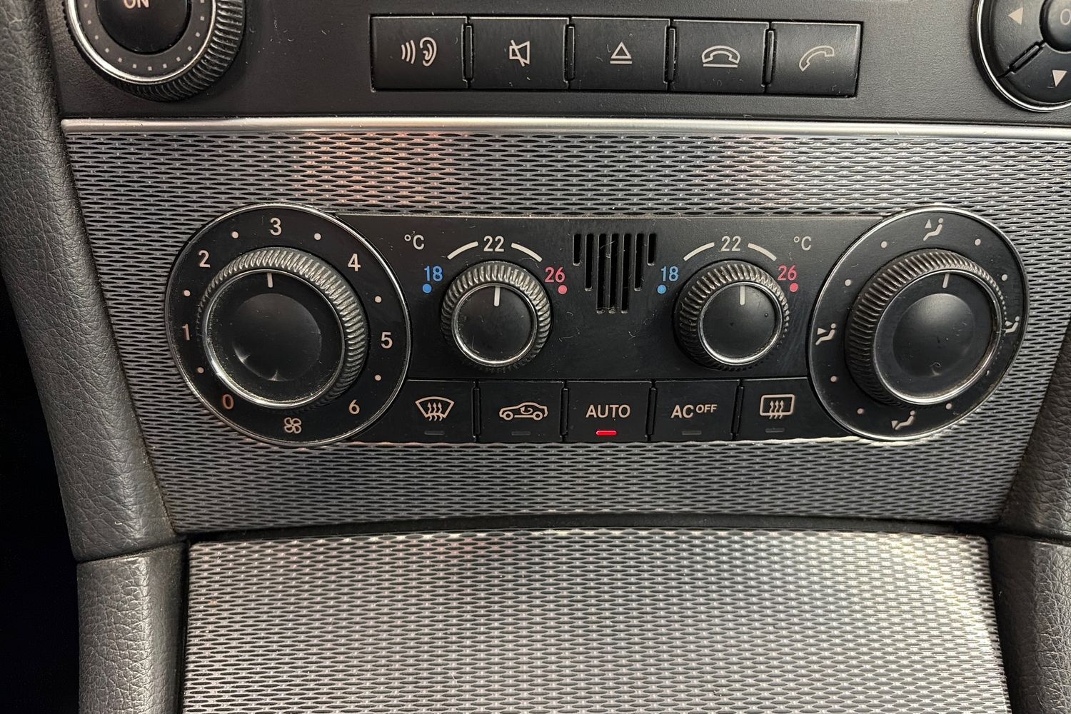 Mercedes-Benz CLK vaihtoauto