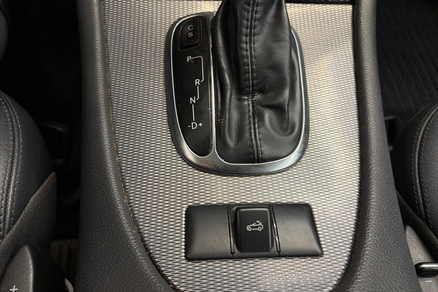 Mercedes-Benz CLK vaihtoauto