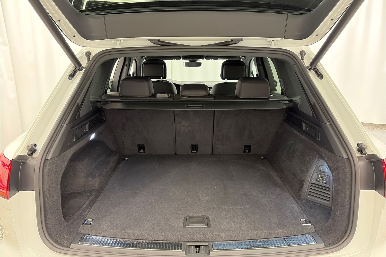 Volkswagen Touareg vaihtoauto