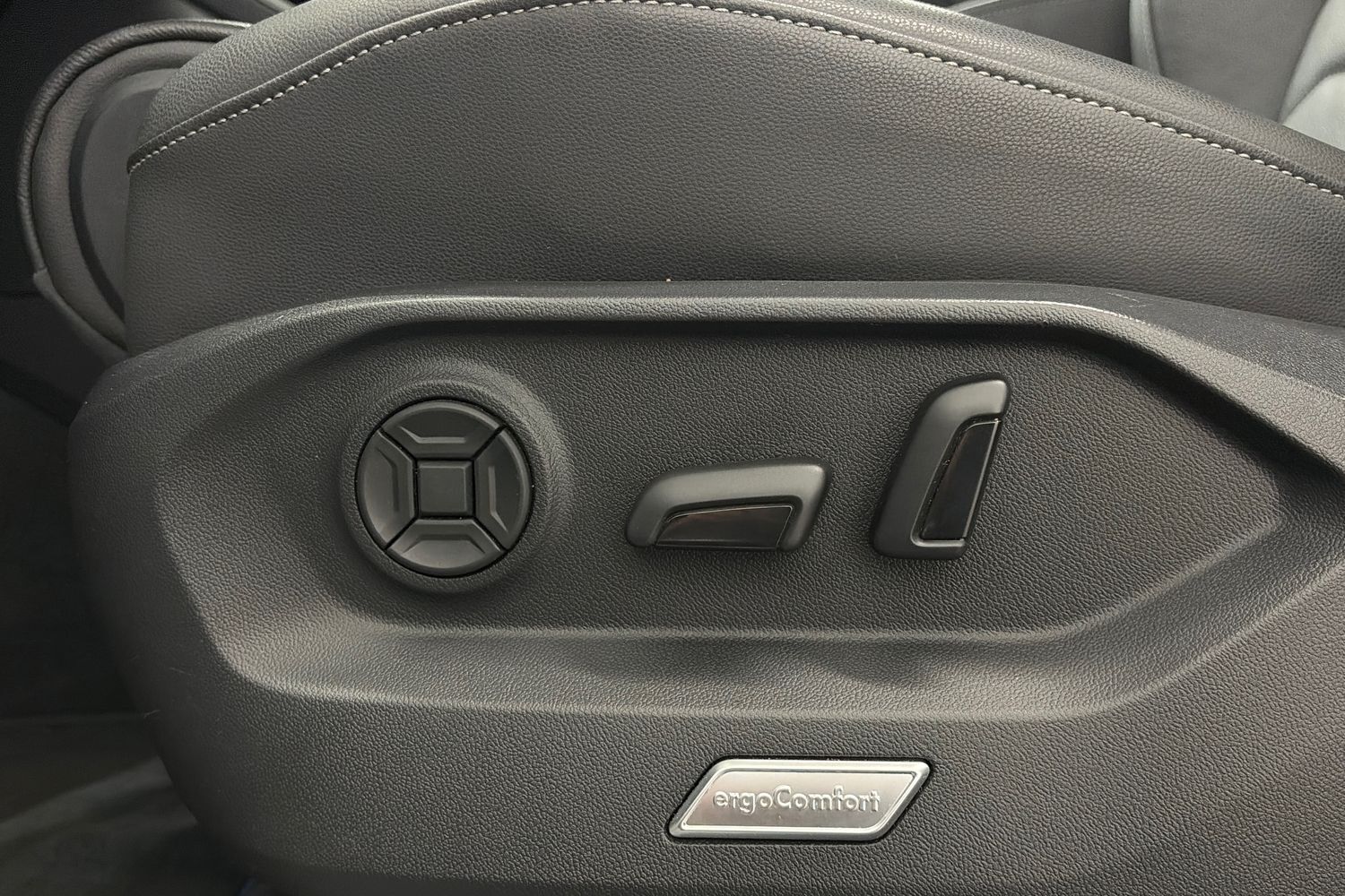 Volkswagen Touareg vaihtoauto