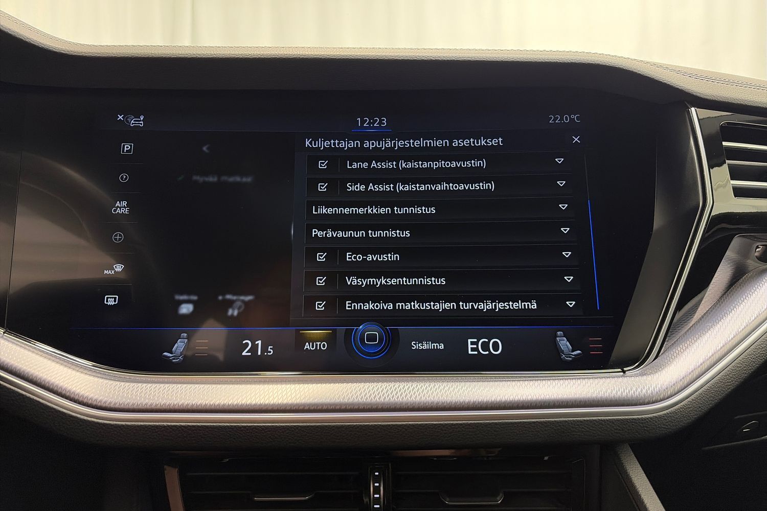 Volkswagen Touareg vaihtoauto