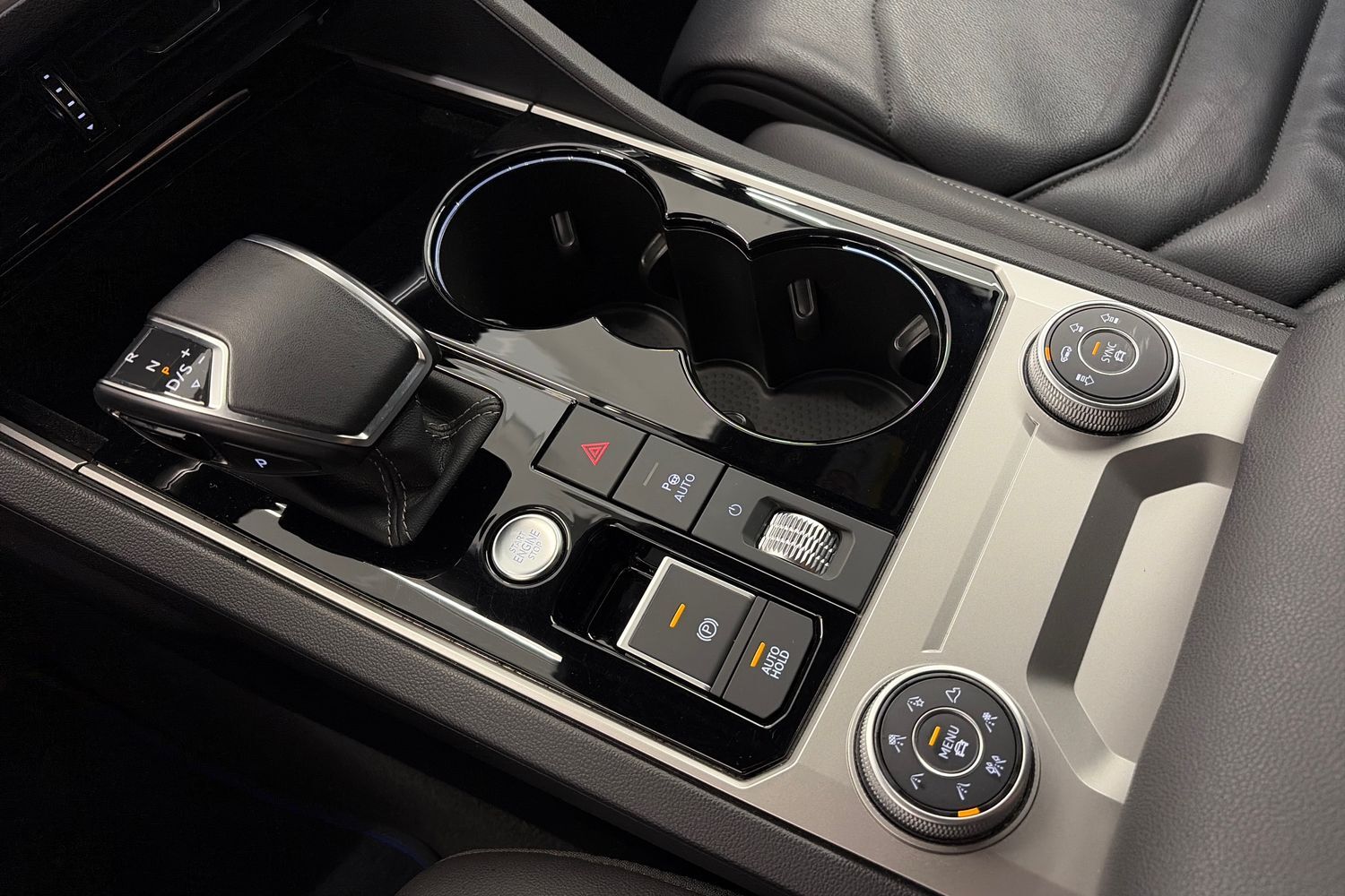 Volkswagen Touareg vaihtoauto