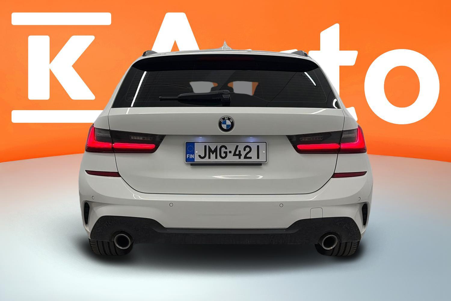 BMW 320 vaihtoauto