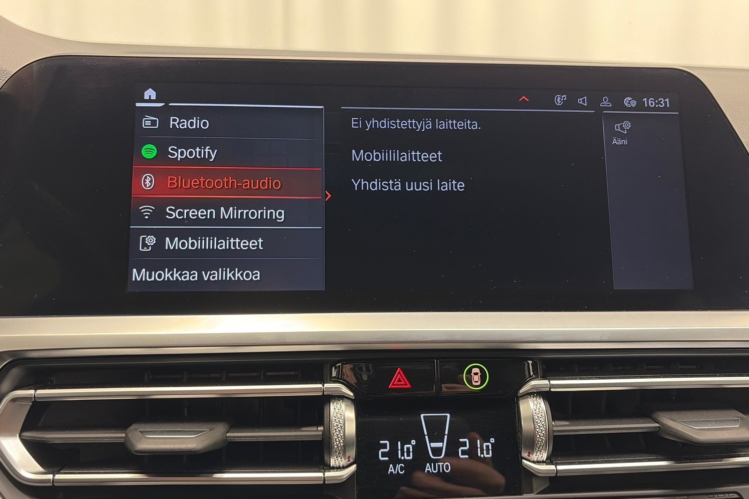 BMW 320 vaihtoauto