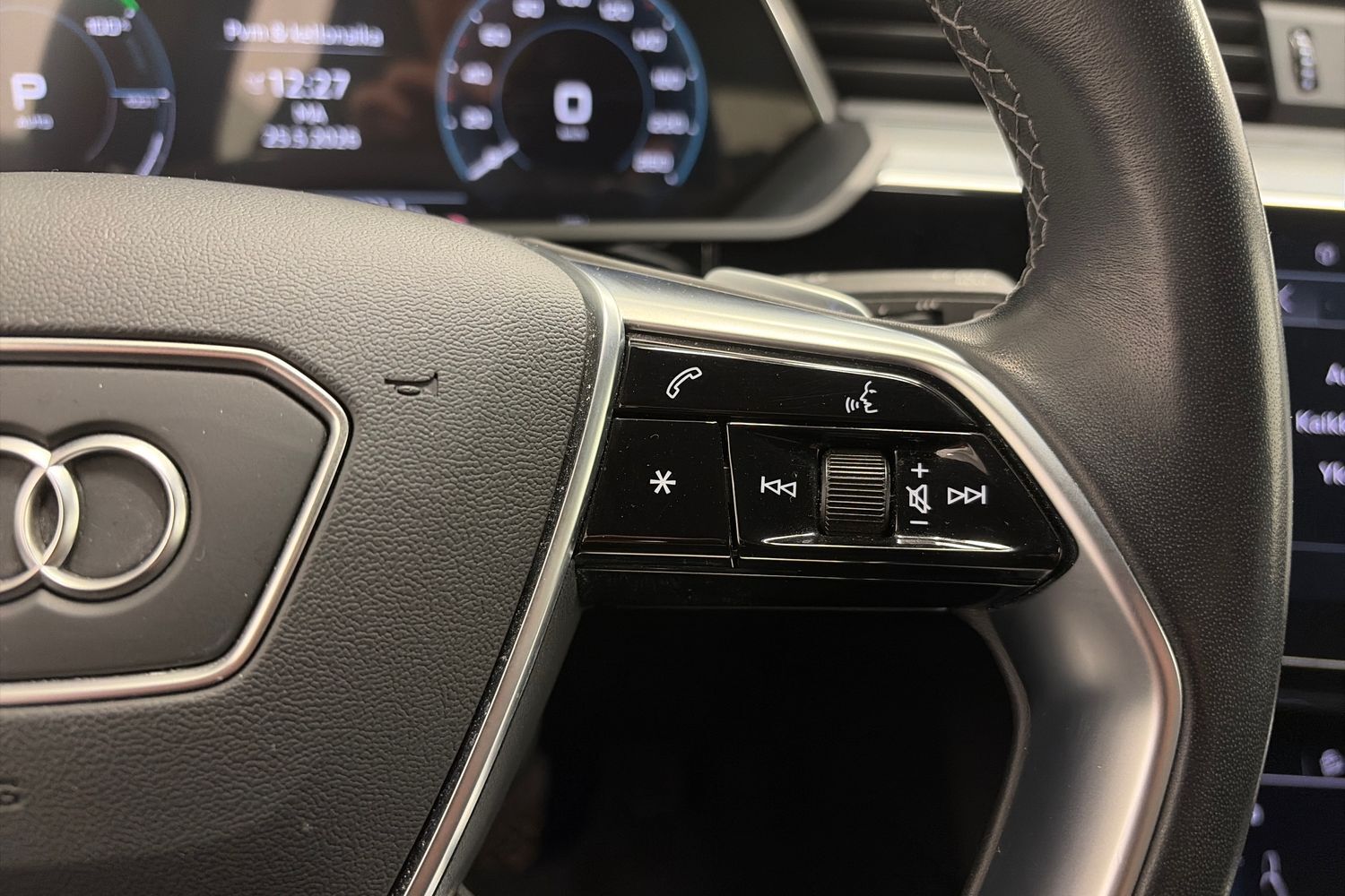 Audi Q8 e-tron vaihtoauto