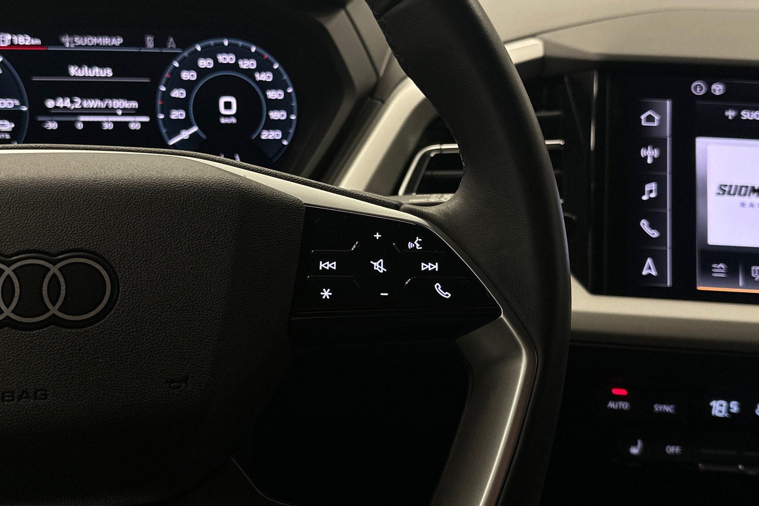 Audi Q4 e-tron vaihtoauto