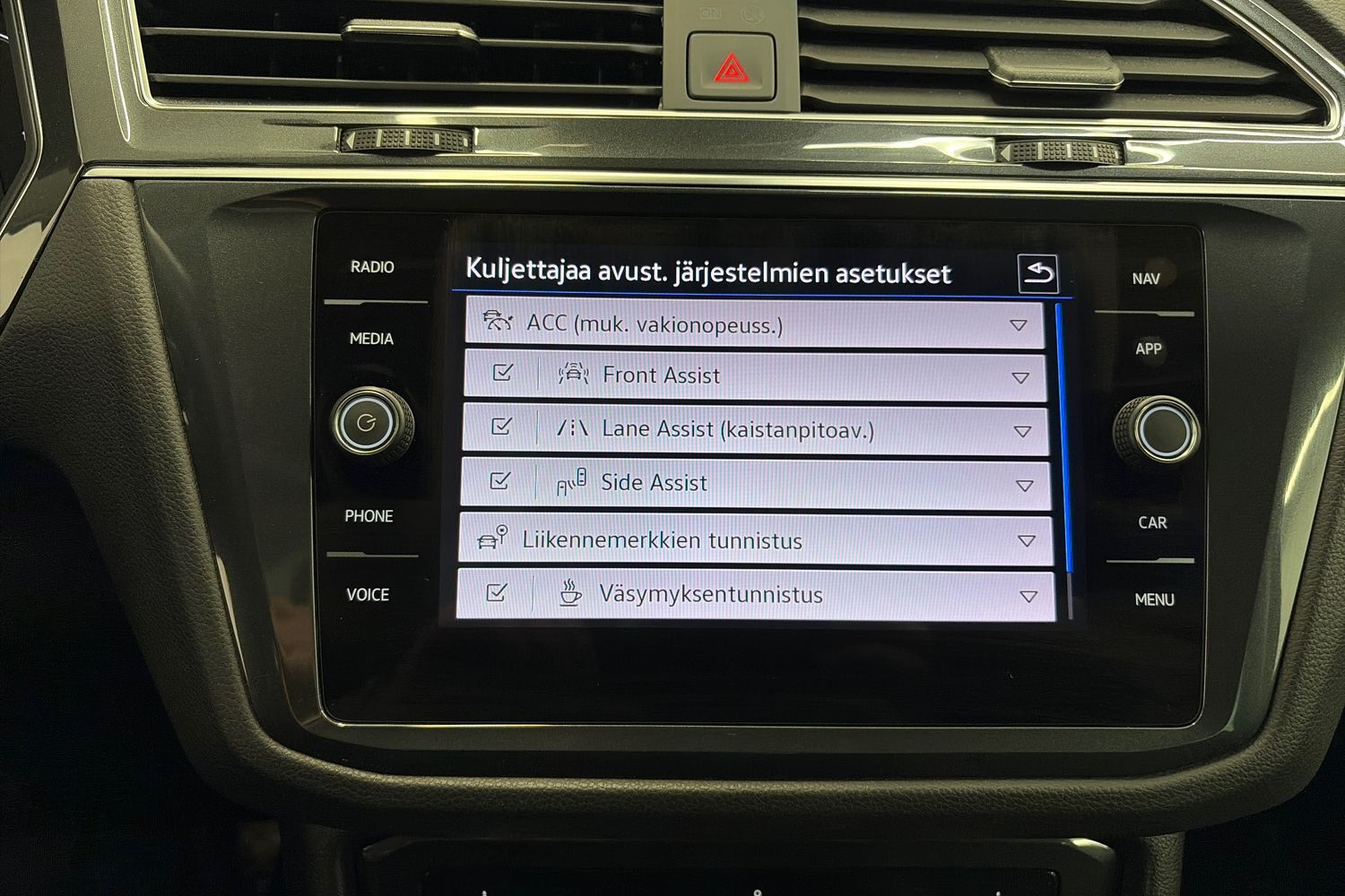 Volkswagen Tiguan vaihtoauto