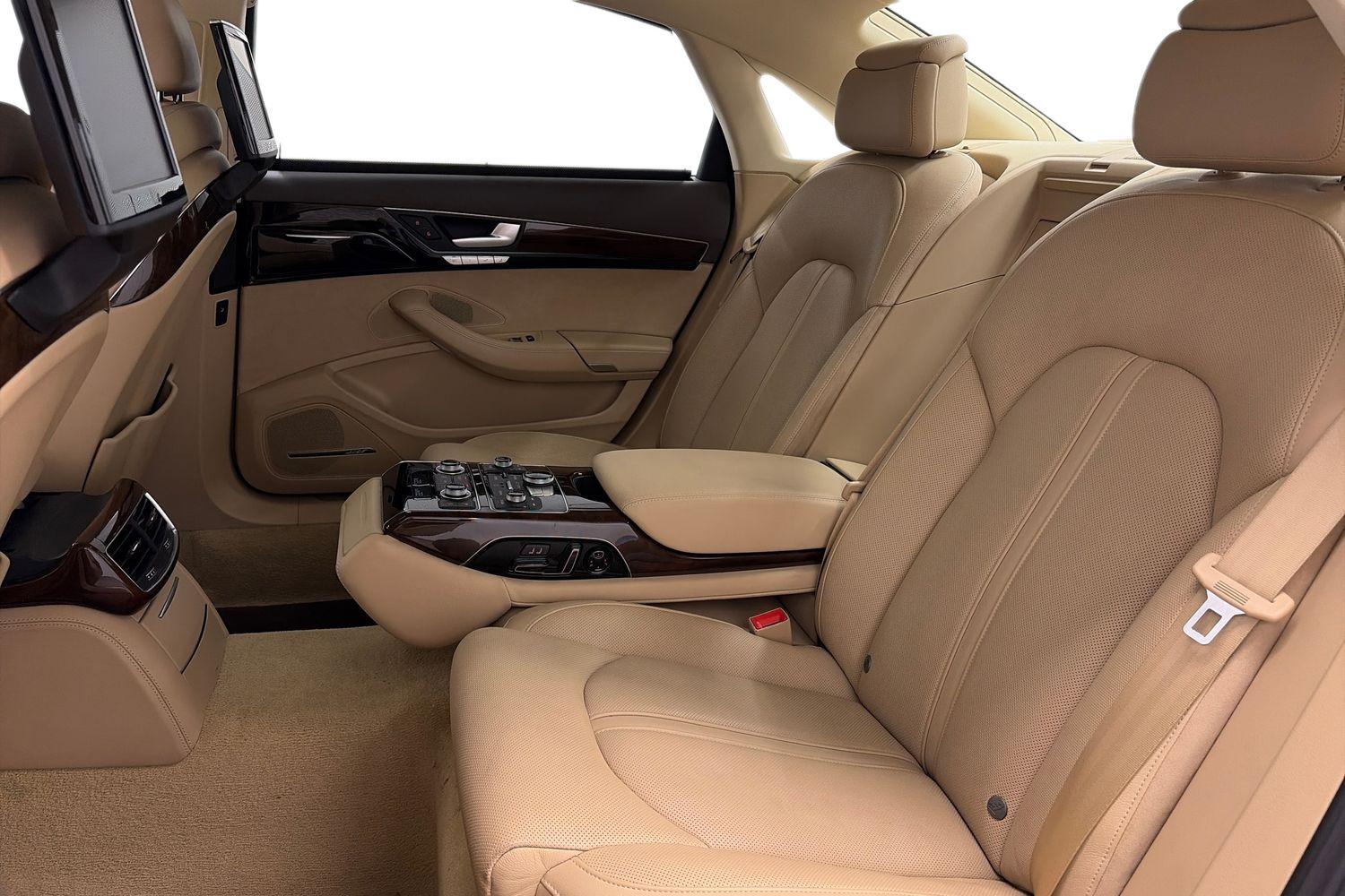 Audi A8 vaihtoauto