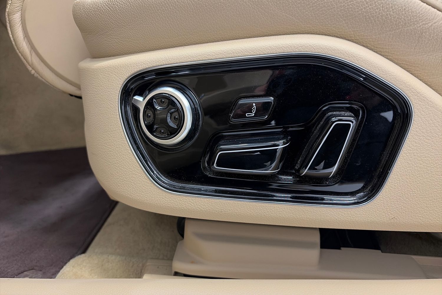 Audi A8 vaihtoauto