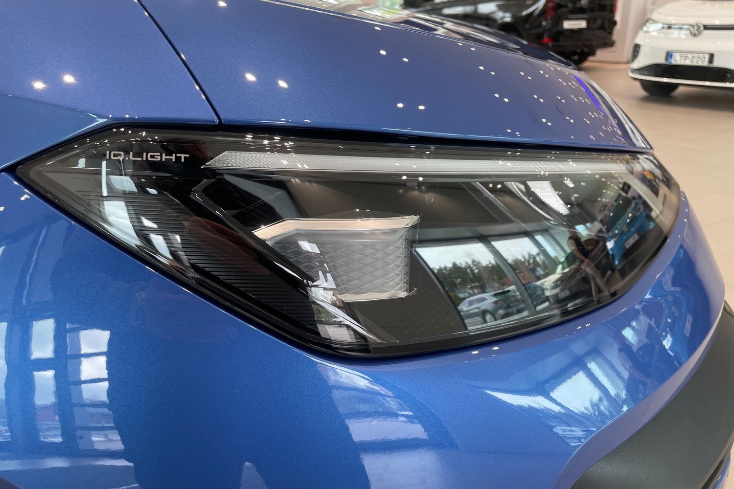 Volkswagen T-Roc vaihtoauto