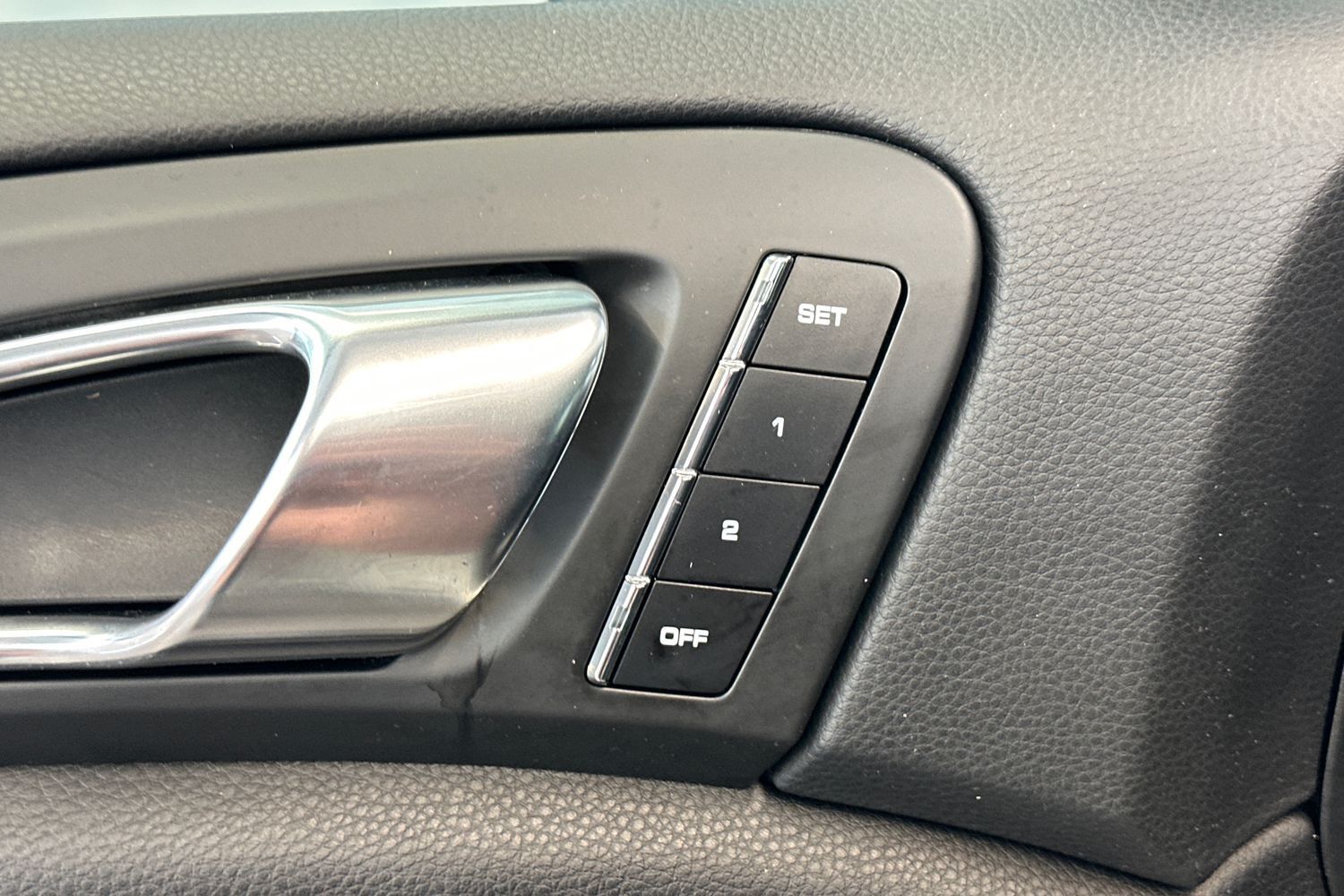 Porsche Cayenne vaihtoauto