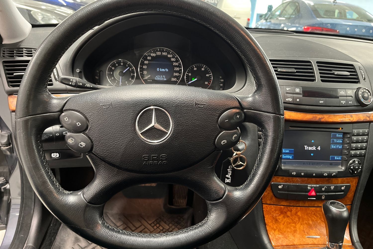 Mercedes-Benz E vaihtoauto