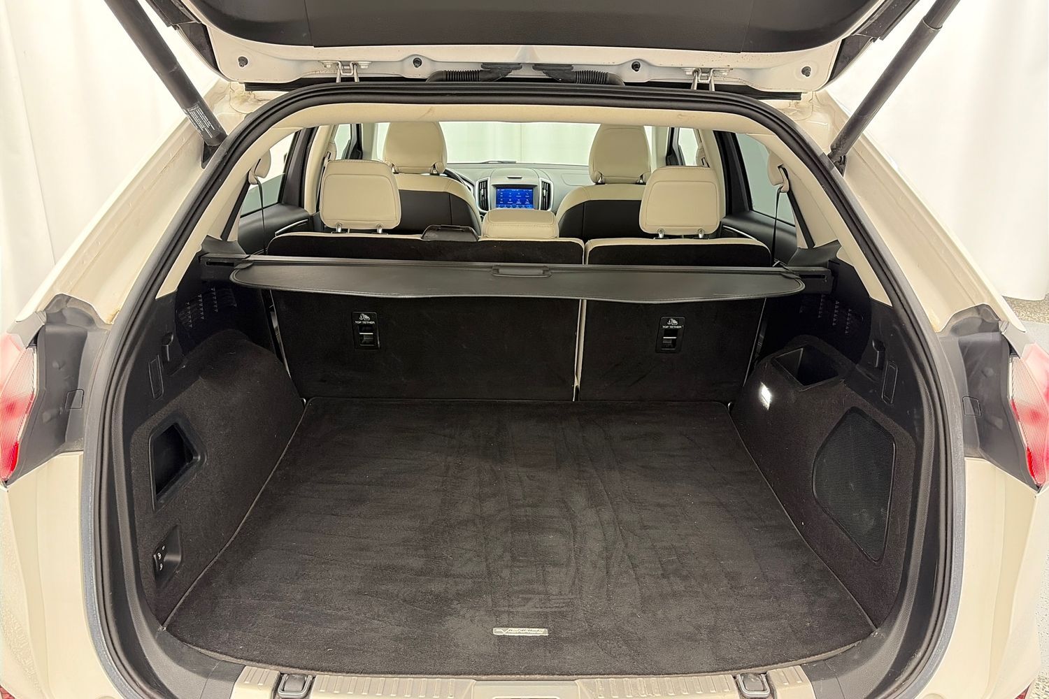 Ford Edge vaihtoauto