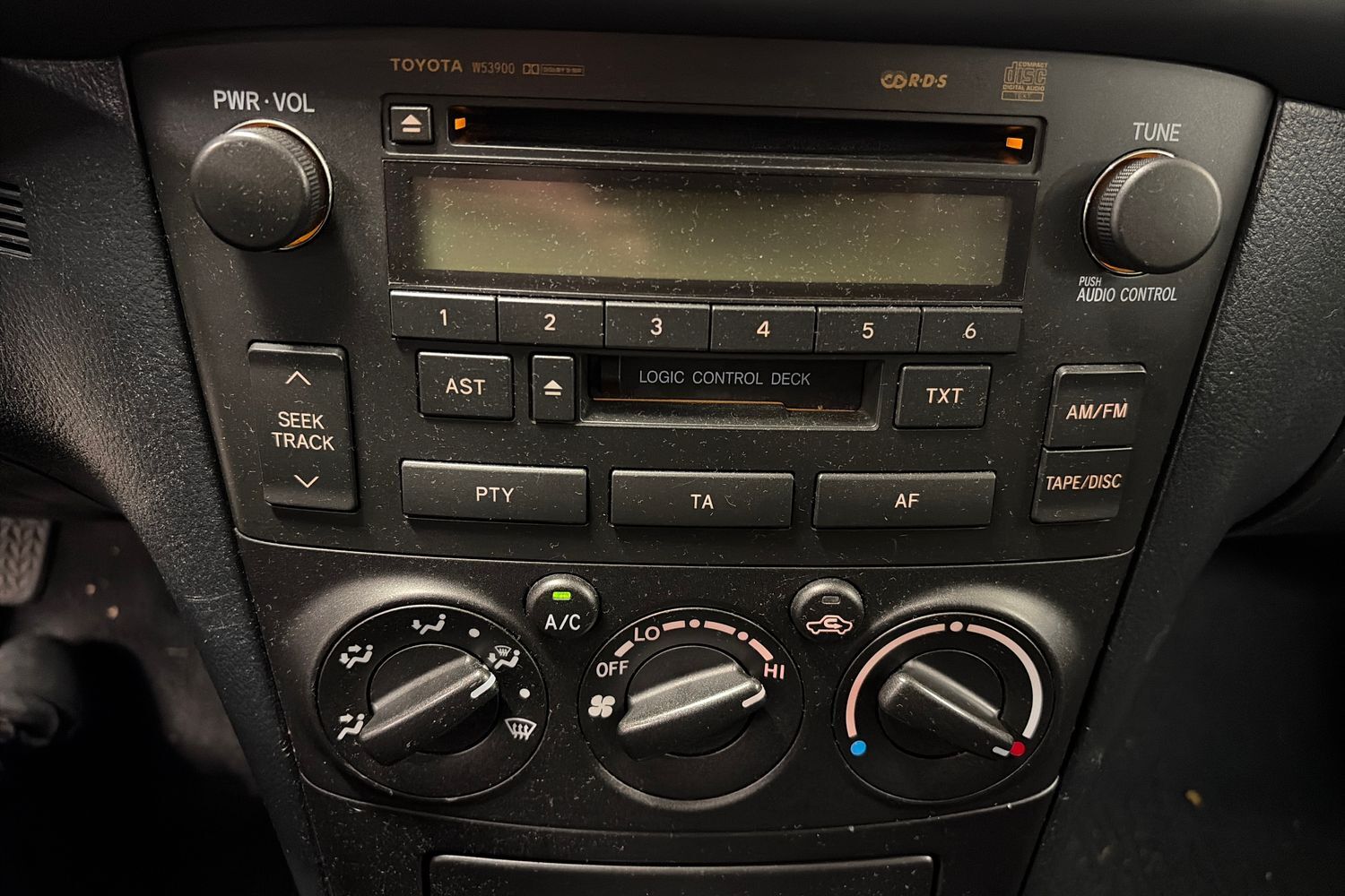 Toyota Avensis vaihtoauto