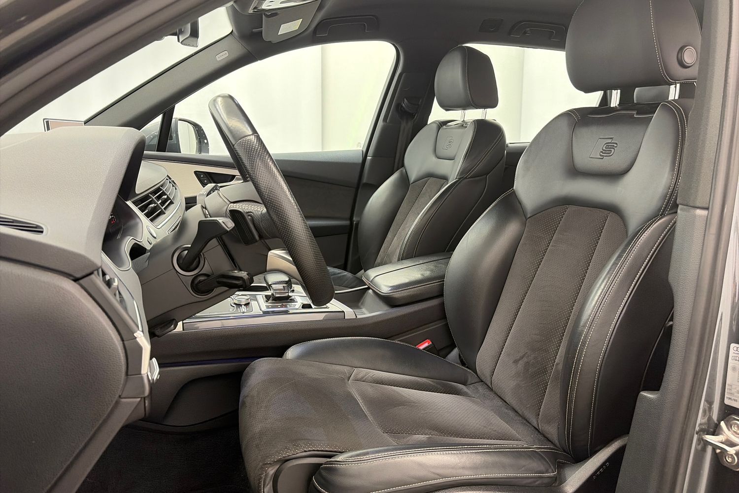 Audi Q7 vaihtoauto