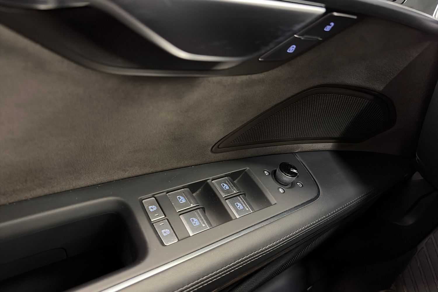 Audi A8 vaihtoauto