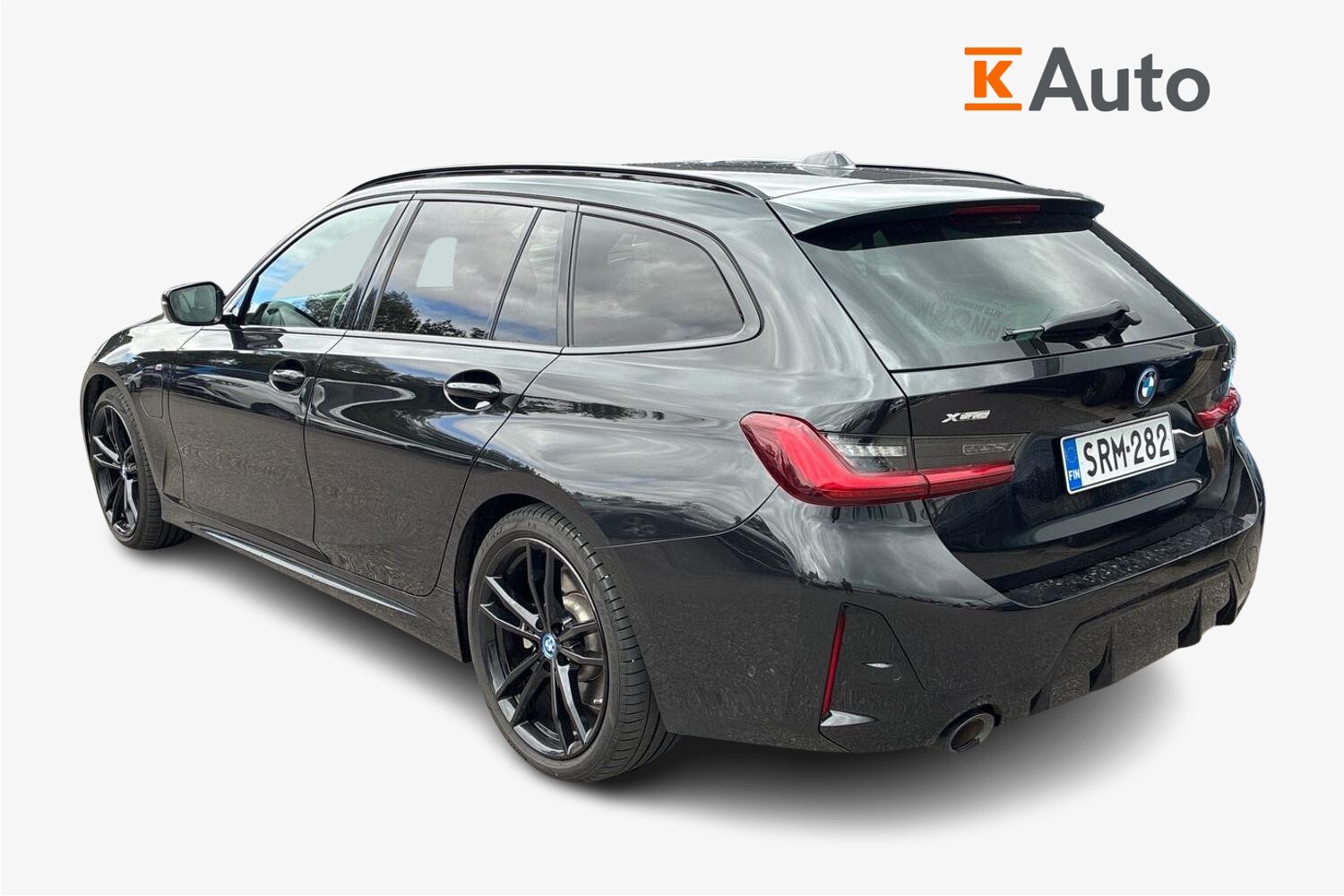 BMW 330 vaihtoauto