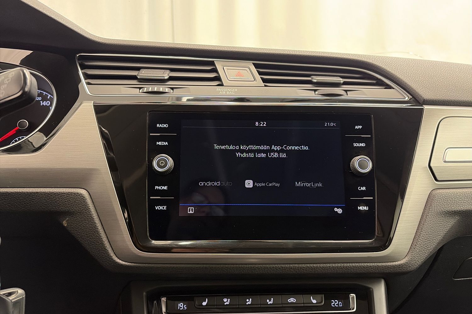 Volkswagen Touran vaihtoauto