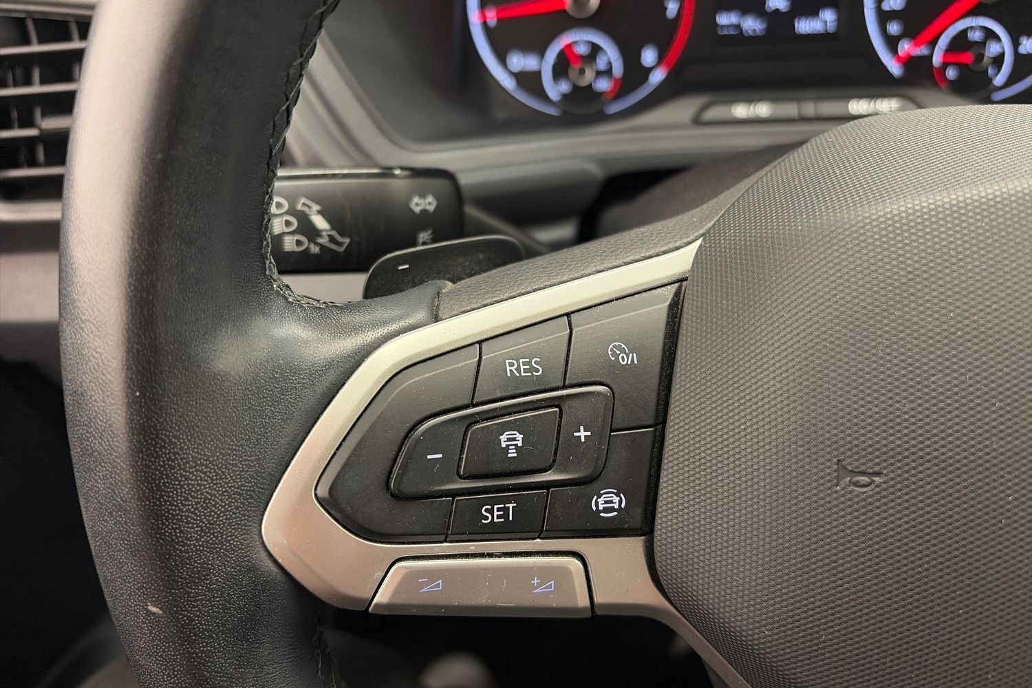 Volkswagen T-Cross vaihtoauto