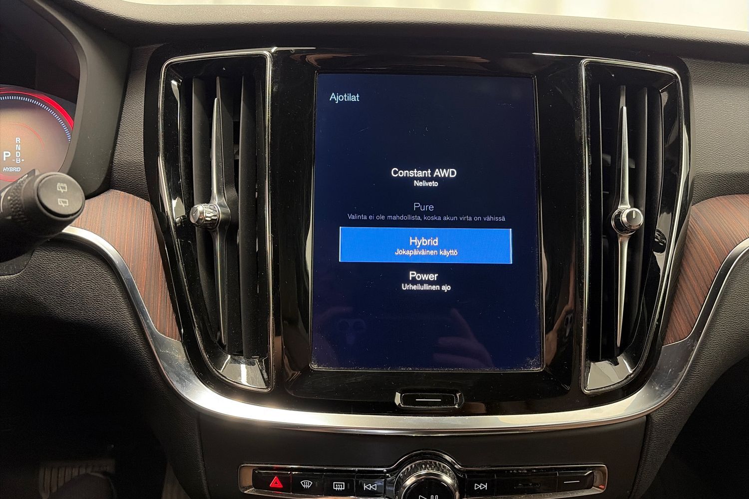Volvo V60 vaihtoauto