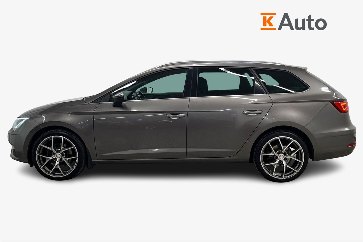 SEAT Leon ST vaihtoauto