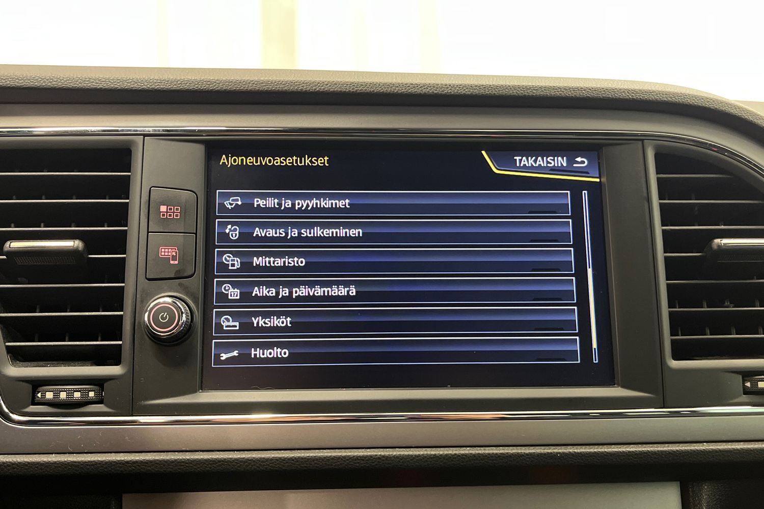 SEAT Leon ST vaihtoauto