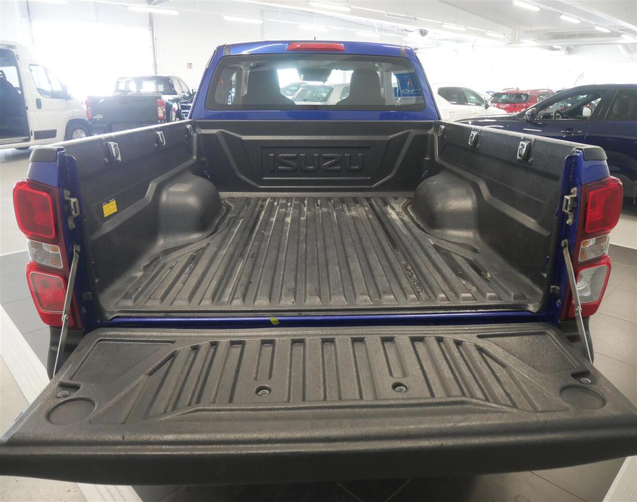 Isuzu D-Max vaihtoauto