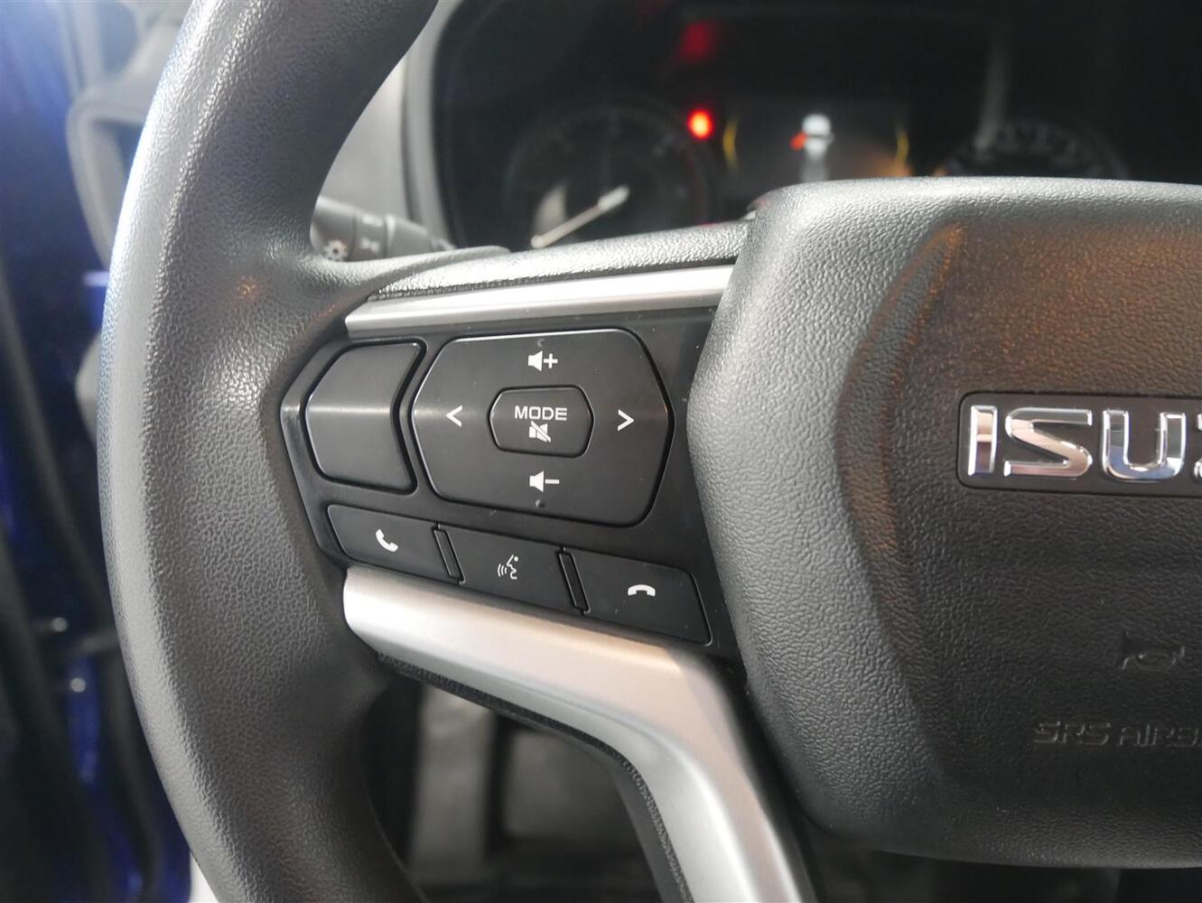 Isuzu D-Max vaihtoauto
