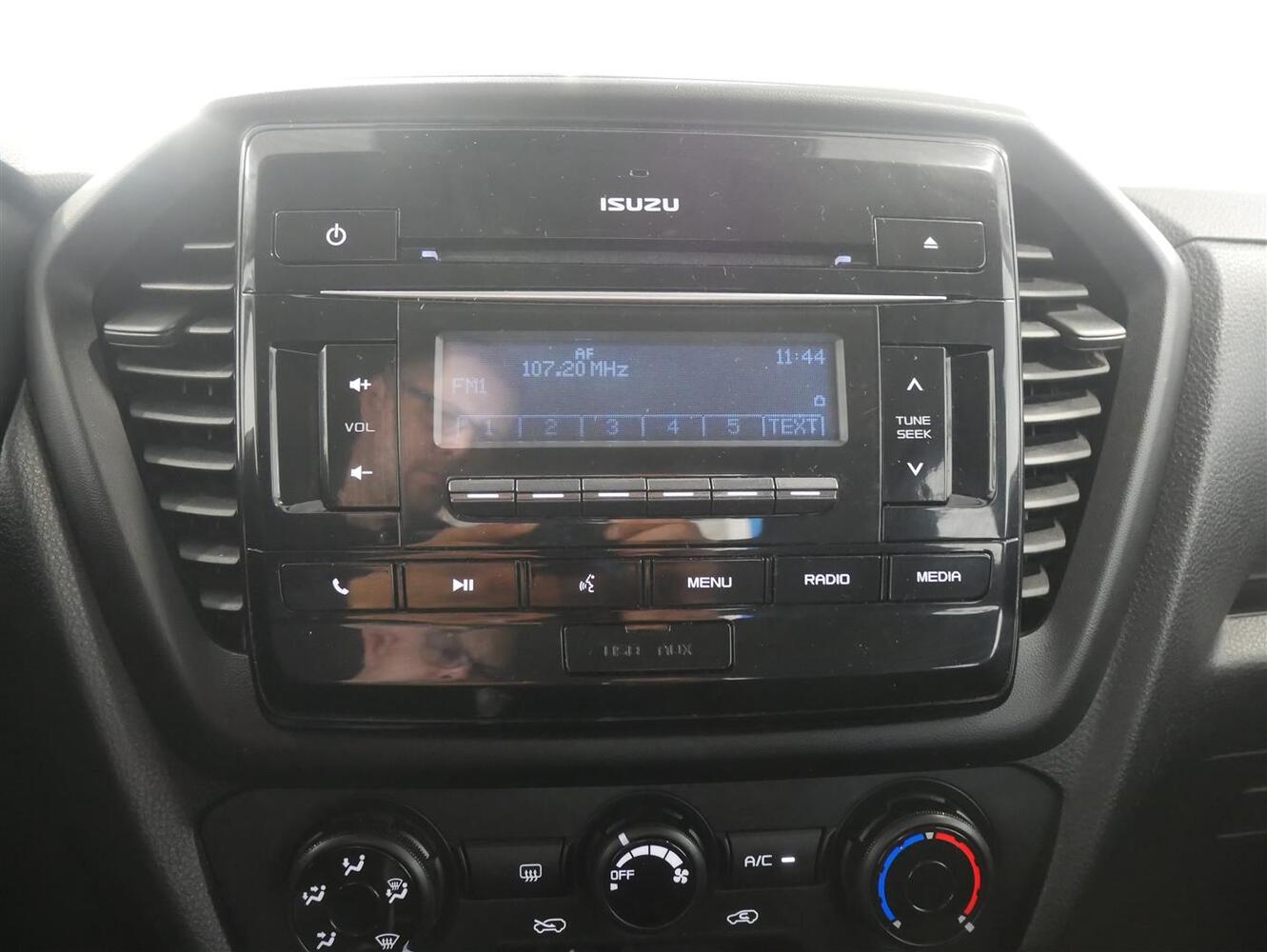 Isuzu D-Max vaihtoauto
