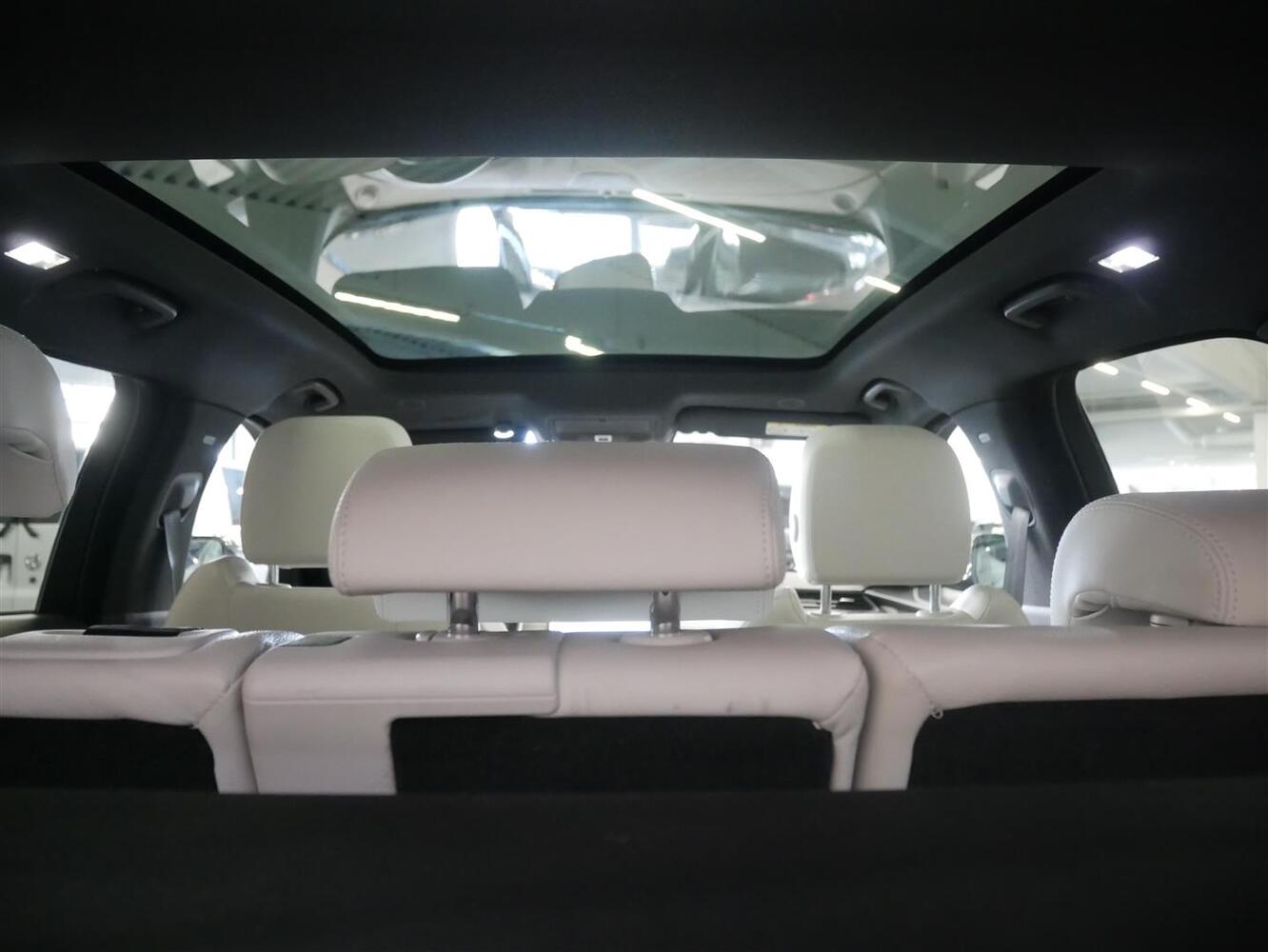 Jaguar F-PACE vaihtoauto