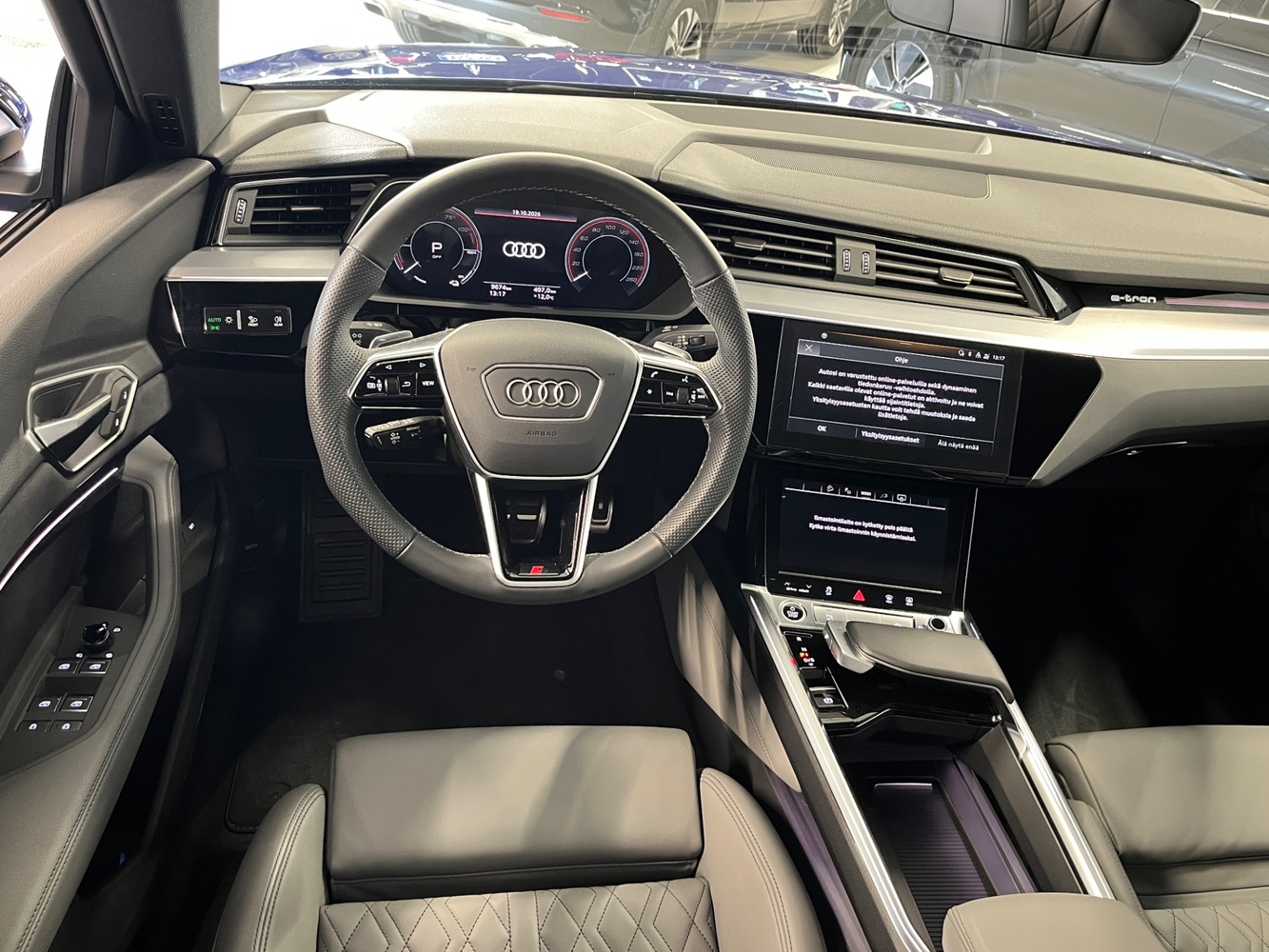 Audi Q8 e-tron vaihtoauto