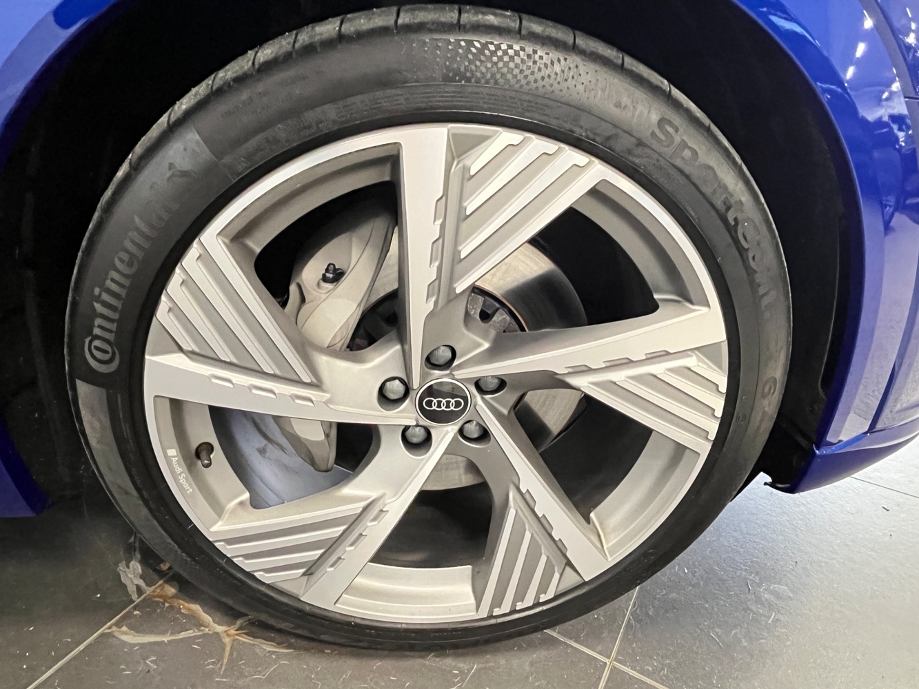 Audi Q8 e-tron vaihtoauto