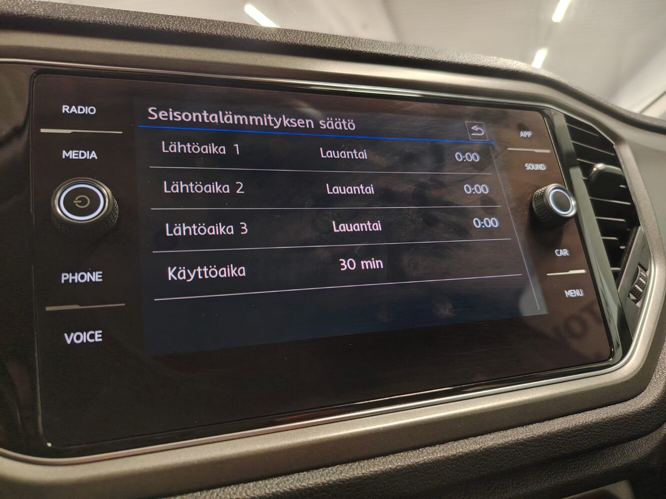 Volkswagen T-Roc vaihtoauto