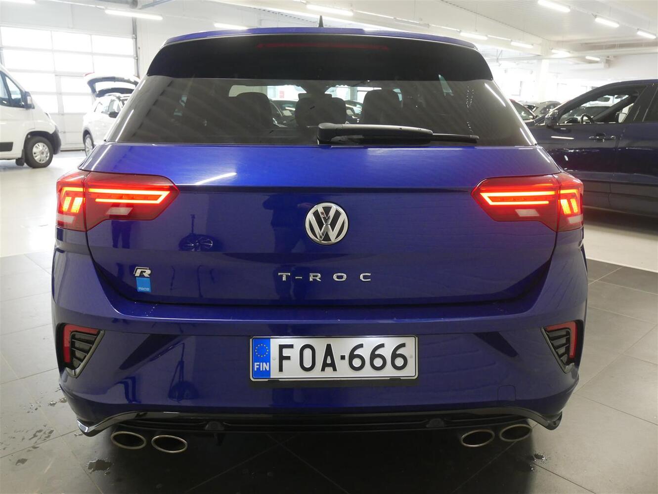 Volkswagen T-Roc vaihtoauto