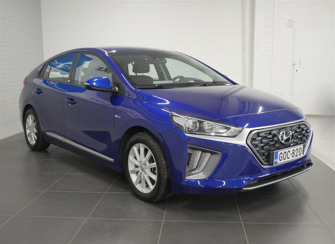 Hyundai IONIQ hybrid vaihtoauto