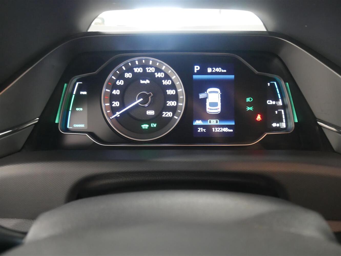 Hyundai IONIQ hybrid vaihtoauto