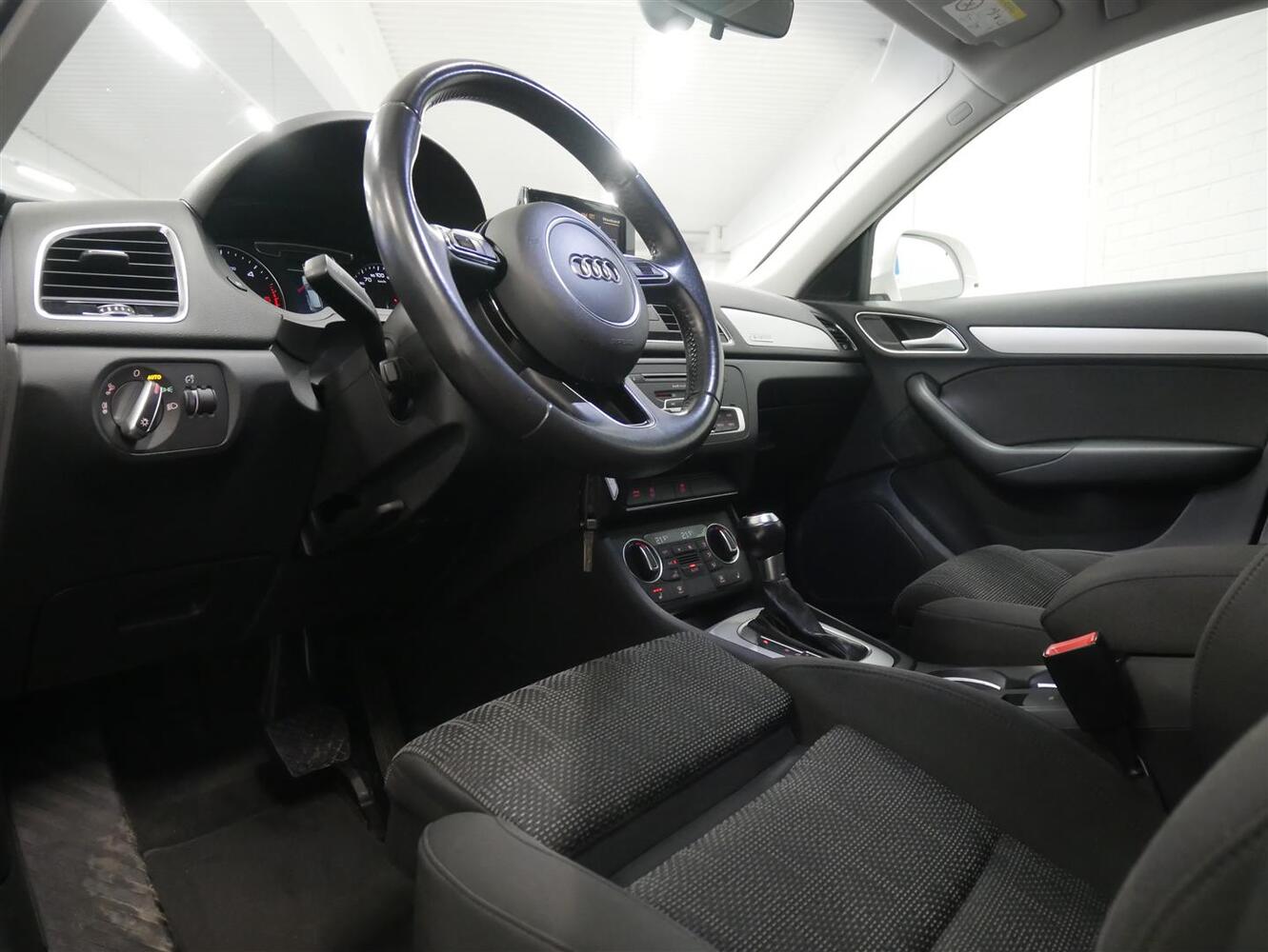 Audi Q3 vaihtoauto