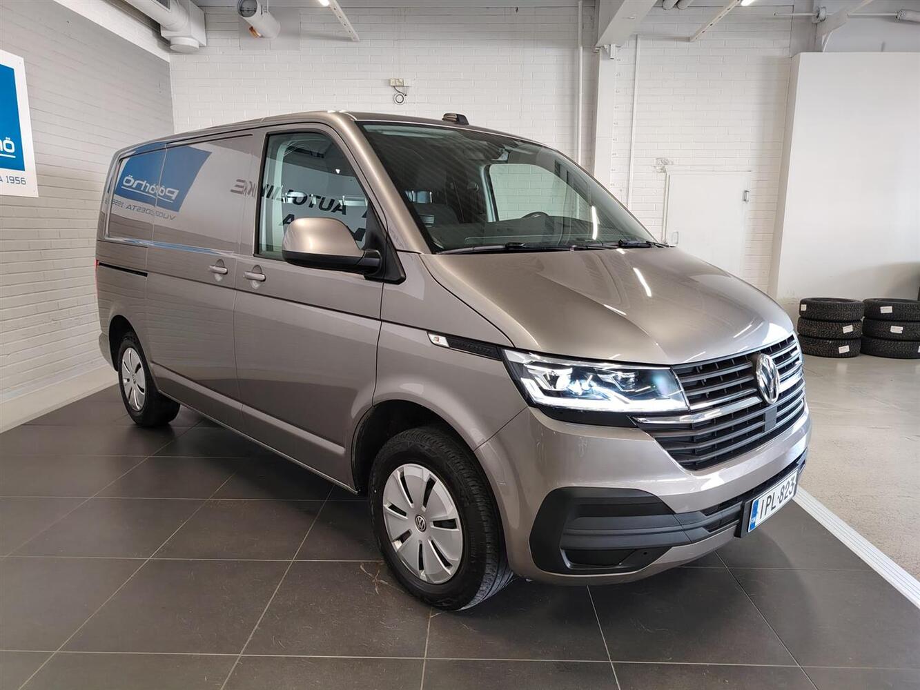 Volkswagen Transporter vaihtoauto
