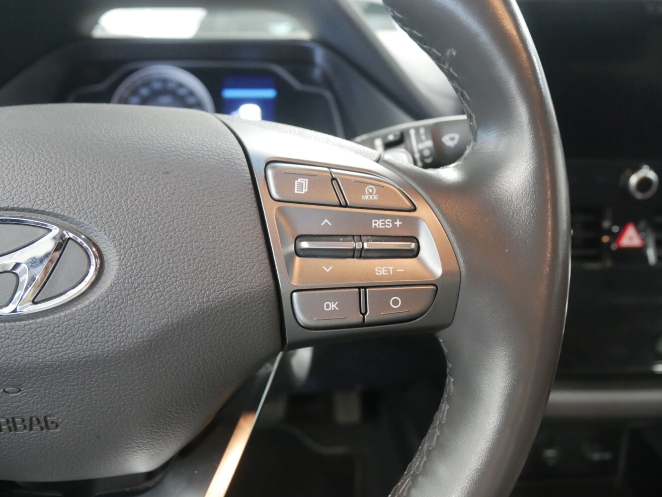 Hyundai IONIQ plug-in vaihtoauto