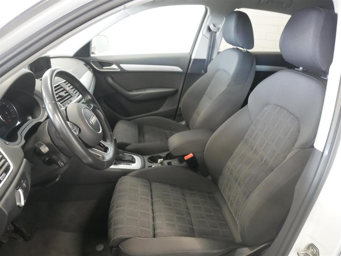 Audi Q3 vaihtoauto