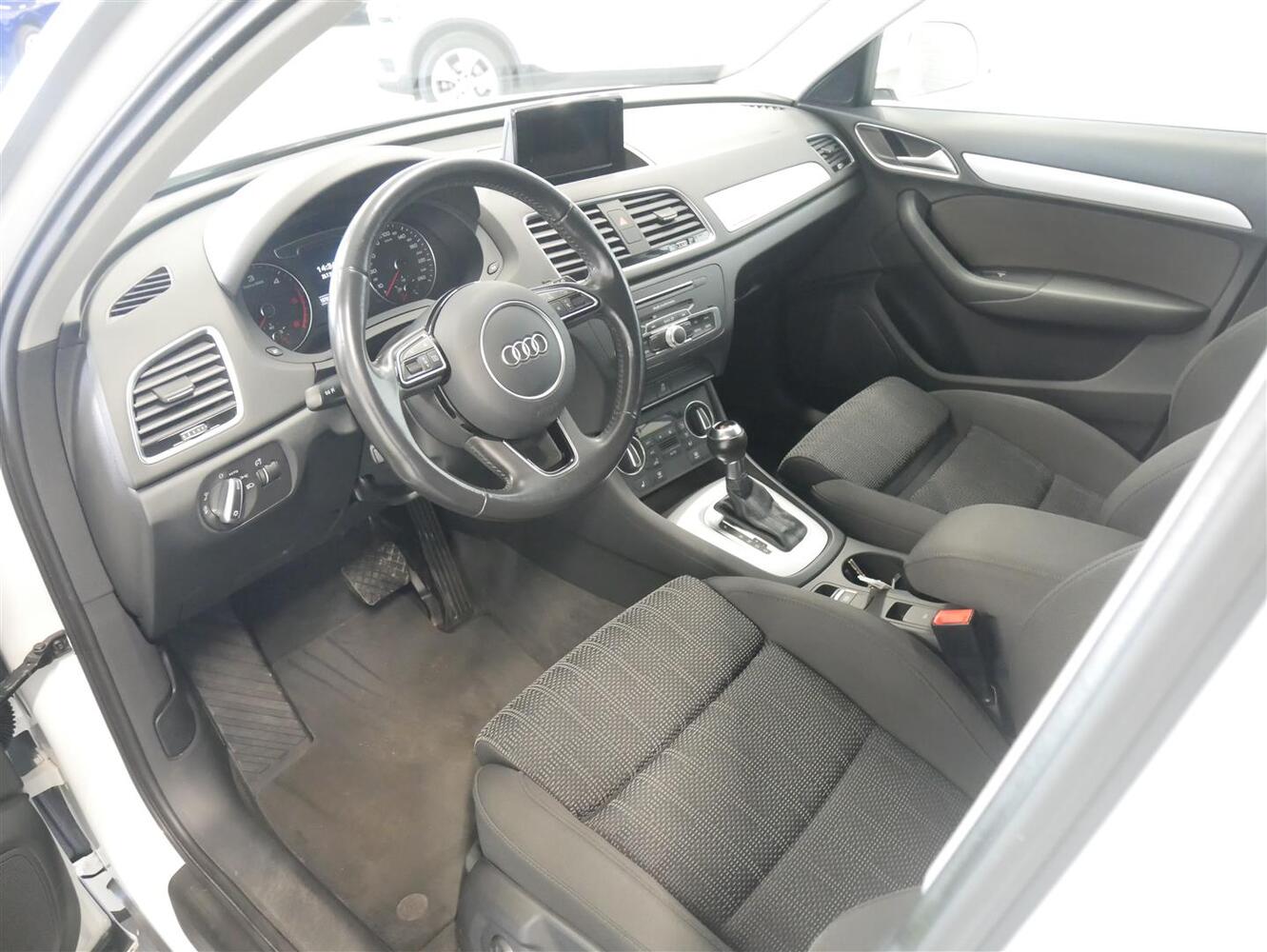 Audi Q3 vaihtoauto
