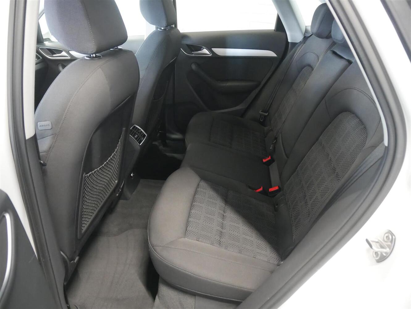 Audi Q3 vaihtoauto