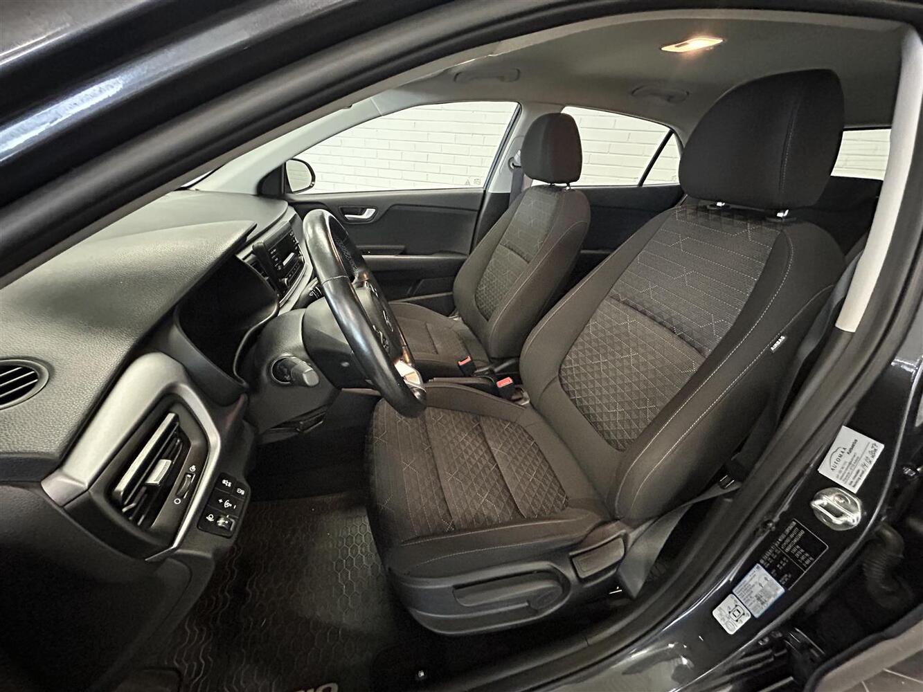 Kia Rio vaihtoauto