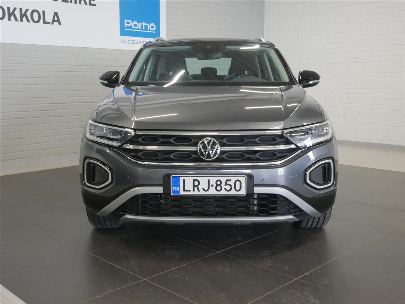 Volkswagen T-Roc vaihtoauto