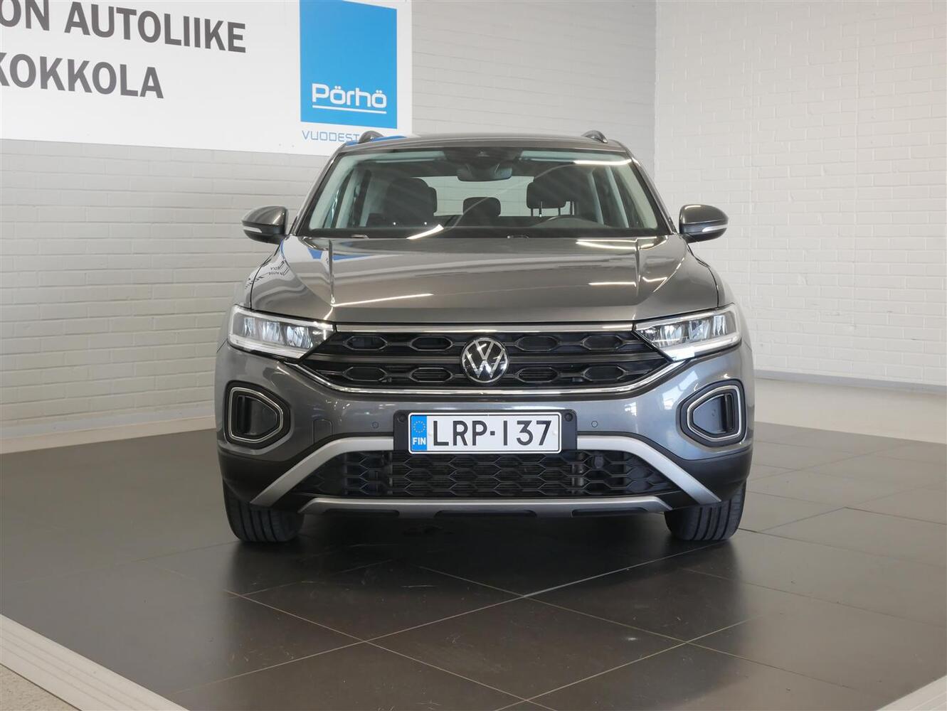 Volkswagen T-Roc vaihtoauto